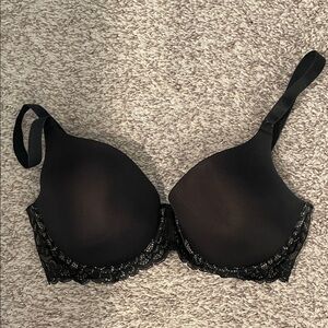 True & co Black Lace-Trim T-Shirt Bra 32d